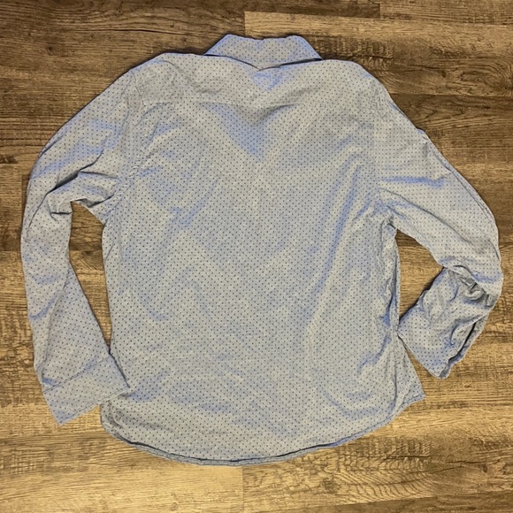 Men’s button down - Picture 2 of 3